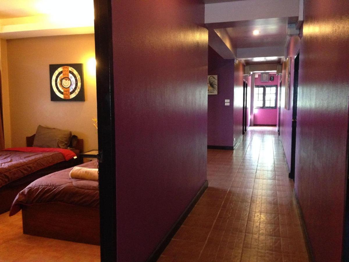 Teeraya Boutique Hostel Chiang Mai Buitenkant foto