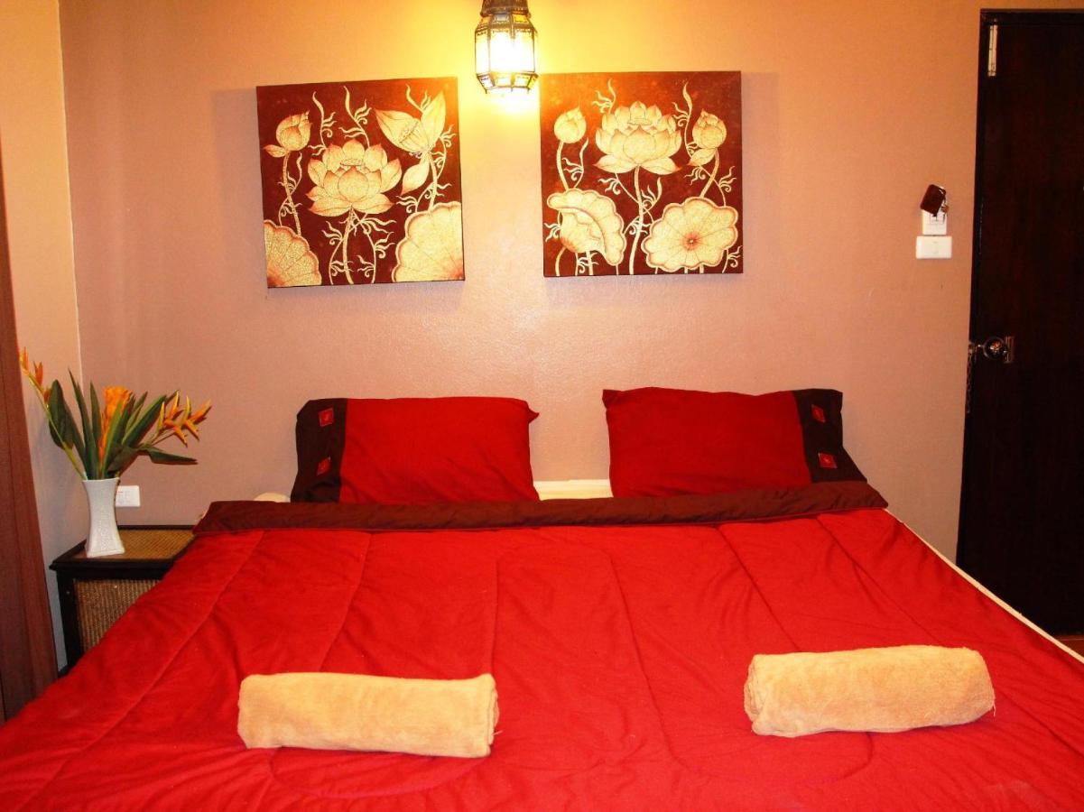 Teeraya Boutique Hostel Chiang Mai Buitenkant foto