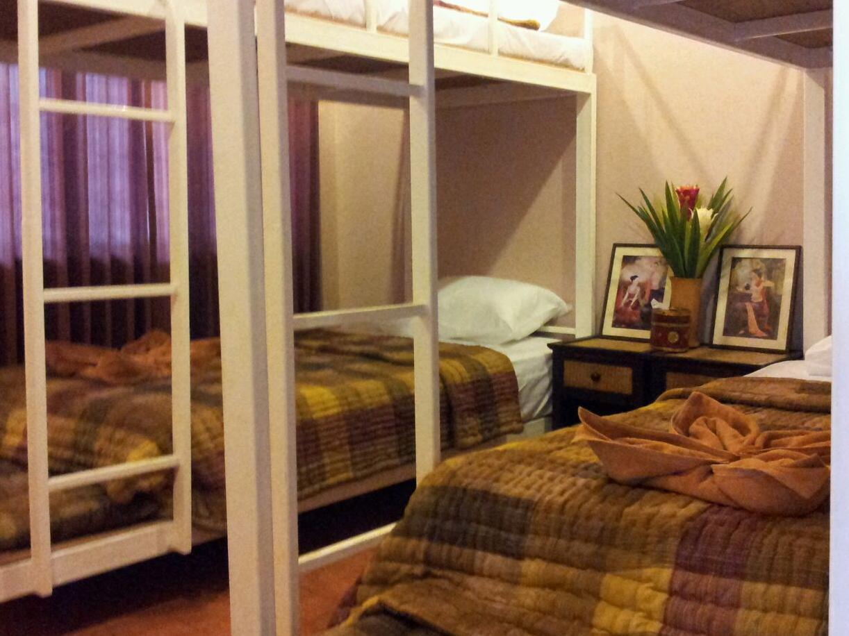 Teeraya Boutique Hostel Chiang Mai Buitenkant foto
